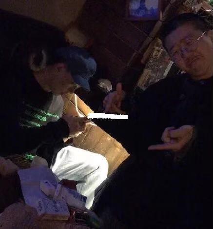 型男出轨爆料者是谁啊视频,爆料者身份大起底  第2张