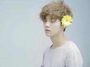 爆料鹿晗父母抱孙子视频,温馨视频曝光 第1张 爆料鹿晗父母抱孙子视频,温馨视频曝光 第1张